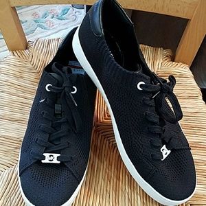 NWT, Michael Michael Kors black sneakers